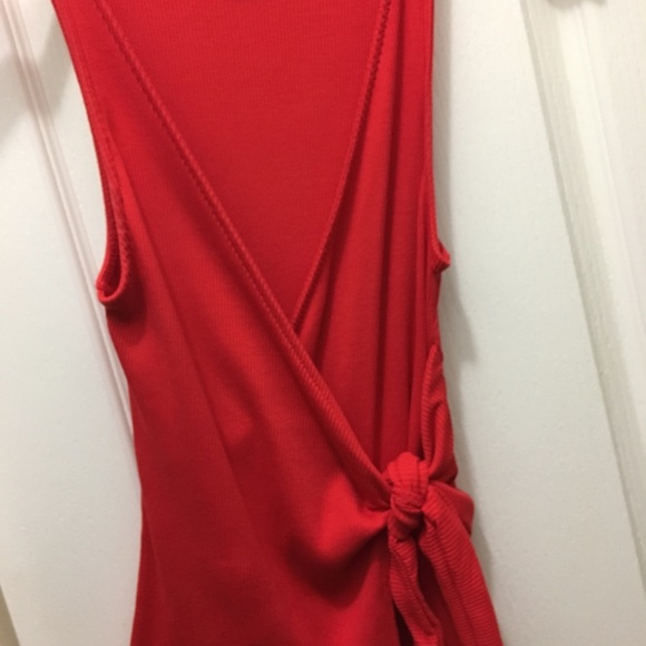 Express One Eleven wrap tank - Picture 3 of 3